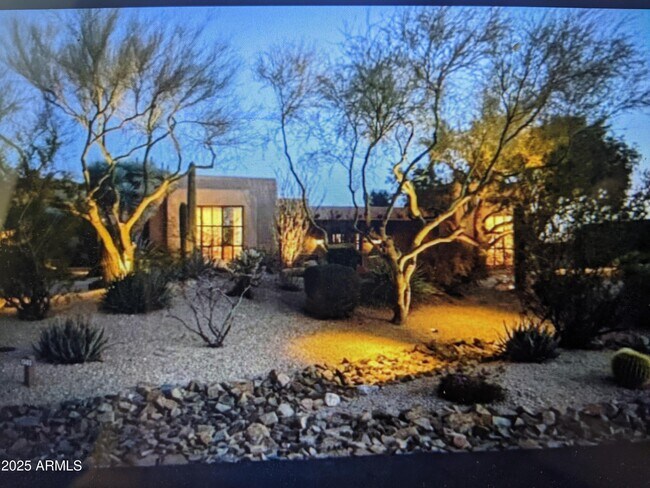 1503 Indian Rock Rd in Carefree, AZ - Building Photo - Building Photo