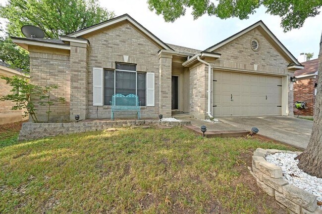 2041 Desco Dr in Austin, TX - Building Photo - Building Photo