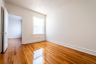 10908 S Vernon in Chicago, IL - Building Photo - Interior Photo