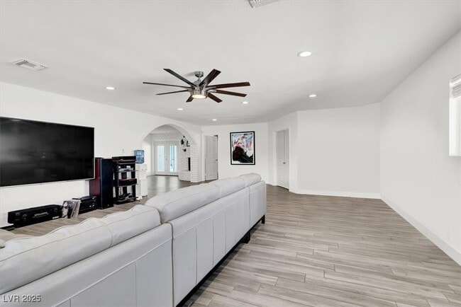 property at 1600 Eaton Dr
