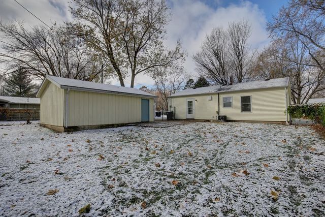 1406 Centennial Dr in Champaign, IL - Building Photo - Building Photo