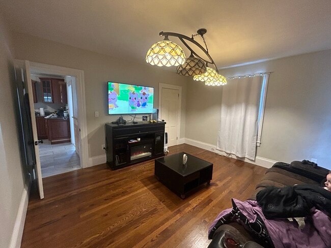 88 Clark St in Clinton, MA - Building Photo - Building Photo