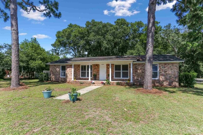 6222 Maybelle Dr in Pensacola, FL - Building Photo - Building Photo