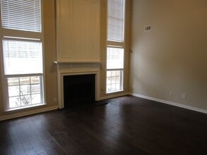 226 Ashland Dr in Woodstock, GA - Building Photo - Building Photo