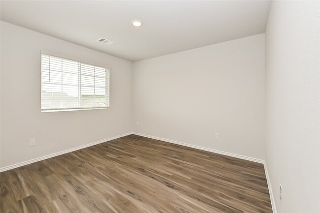 property at 2340 Blue Opal Ln