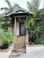 1552 Crater Ln in Los Angeles, CA - Building Photo