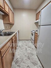 1300 E H St in McCook, NE - Building Photo - Building Photo