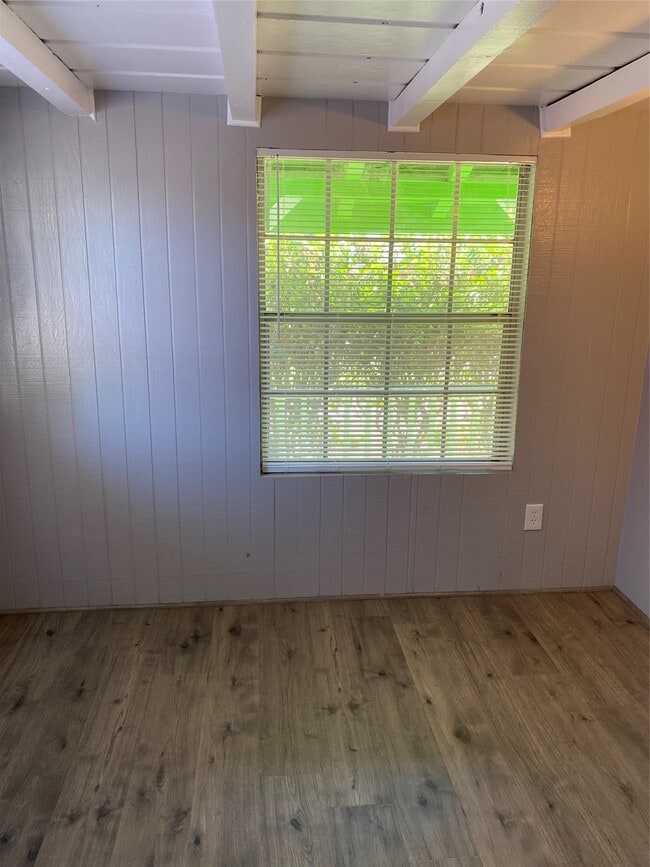 property at 3300 Elks Dr