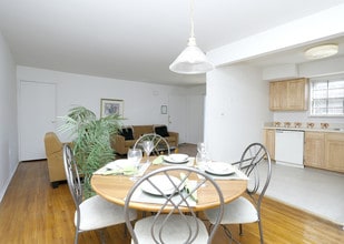 Tov Manor in New Brunswick, NJ - Building Photo - Building Photo