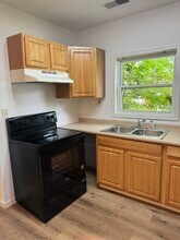 306 S State St, Unit 1 in Greenfield, IN - Foto de edificio - Building Photo