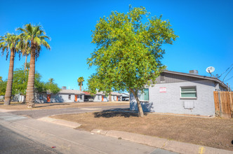 Encanto Park III in Phoenix, AZ - Building Photo - Other