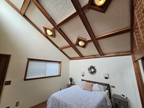 5060 Meyers Ave in Eureka, CA - Building Photo - Building Photo