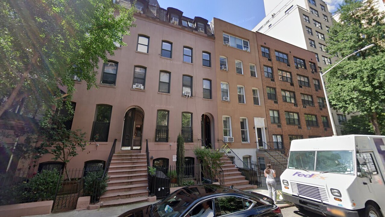 340 E 50th St, Unit 1b in New York, NY - Foto de edificio