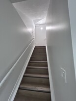 5146 Kinney Wy SW in Edmonton, AB - Building Photo
