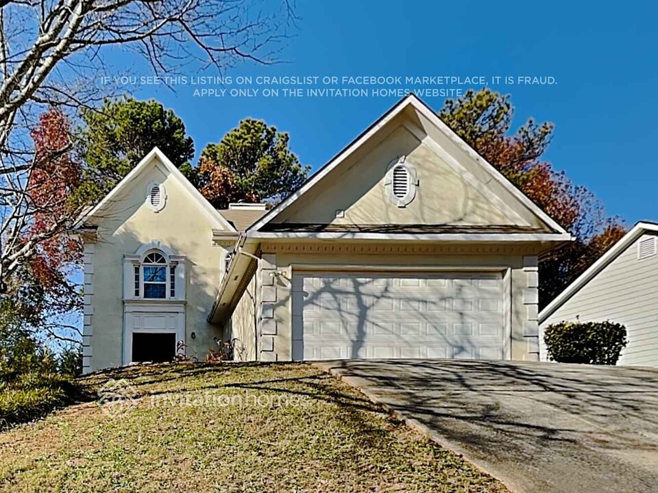 2405 Boone Ct in Snellville, GA - Building Photo