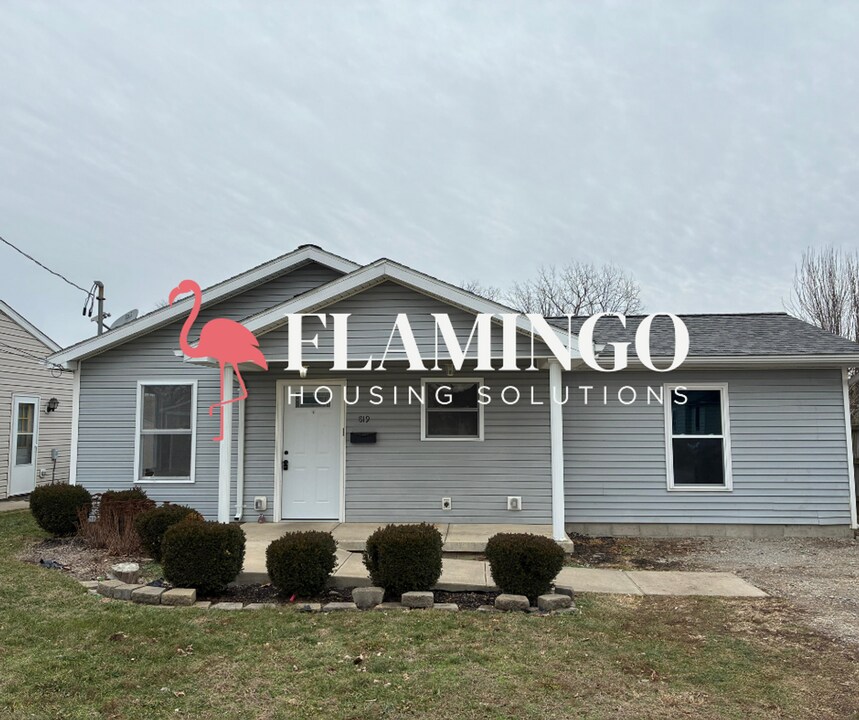 819 Atlantic St in Troy, OH - Building Photo