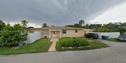 6595 SW 33rd St in Miami, FL - Building Photo - Building Photo