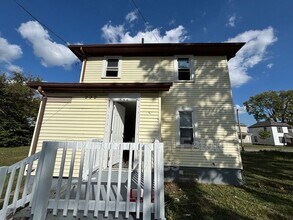 63 Hallwood Ave in Dayton, OH - Building Photo - Building Photo