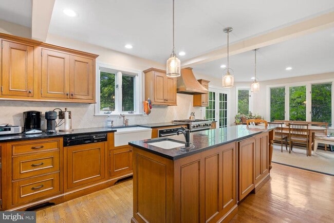 property at 3203 Leland St