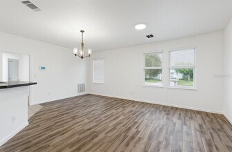 1646 J Lawson Blvd in Orlando, FL - Building Photo - Building Photo