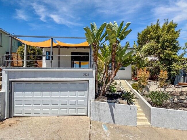 property at 5852 Adelaide Ave