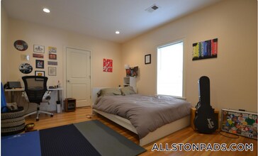 27 Lothrop St, Unit 2 in Boston, MA - Building Photo - Building Photo
