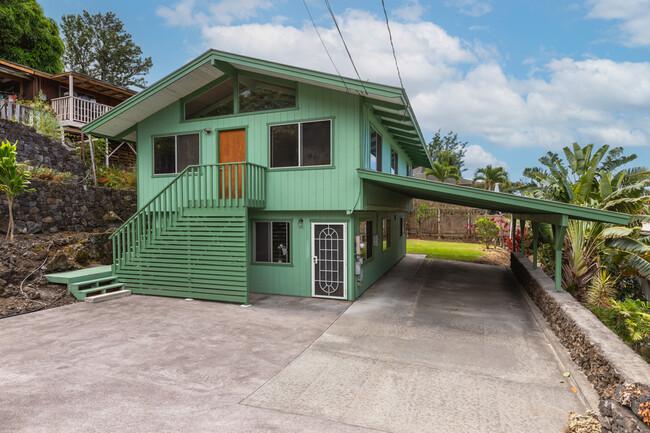 73-1078 Loloa Dr, Unit B in Kailua Kona, HI - Foto de edificio - Building Photo