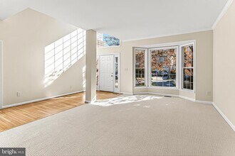 47497 Saulty Dr in Sterling, VA - Building Photo - Building Photo