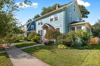 37 Harmon St in Hamden, CT - Building Photo - Building Photo