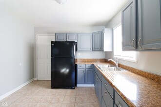 4033 Beauport Rd in Indianapolis, IN - Building Photo - Building Photo
