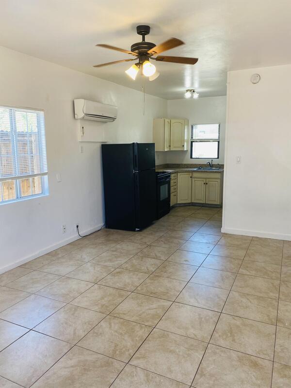 2425 N Santa Rita Ave in Tucson, AZ - Foto de edificio - Building Photo