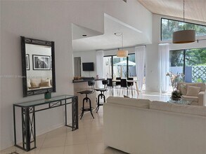 2538 Windsor Way Ct in Wellington, FL - Building Photo - Building Photo