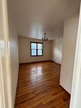 162 Seminary Ave, Unit 2 in Binghamton, NY - Foto de edificio - Building Photo