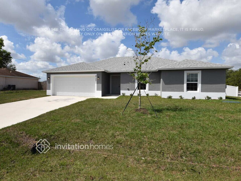 4102 SW Jarmer Rd in Port St. Lucie, FL - Building Photo