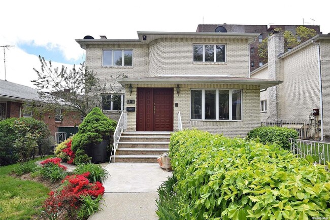 property at 83-14 Abingdon Rd