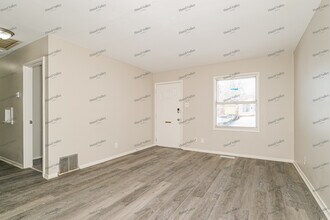 10312 Galloway Dr in St. Louis, MO - Building Photo - Building Photo