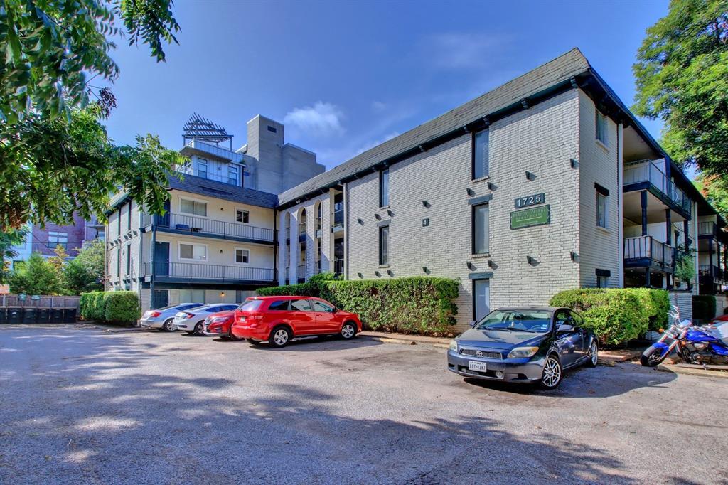 1725 Toomey Rd in Austin, TX - Building Photo