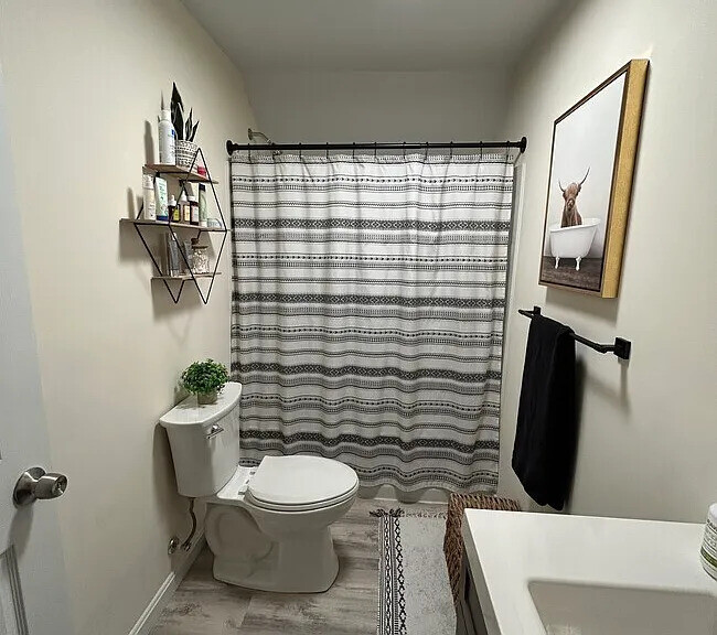 19D Sigourney St in Worcester, MA - Foto de edificio - Building Photo