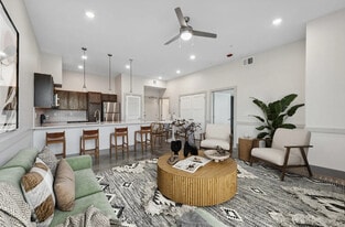 Bottle Art Lofts in Lafayette, LA - Building Photo