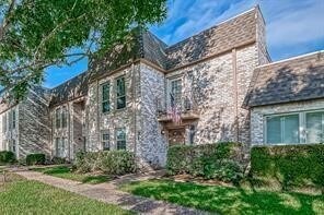 31 River Creek Way in Sugar Land, TX - Building Photo