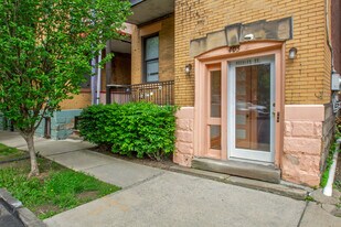 405 Peebles St, Unit 3 in Pittsburgh, PA - Building Photo