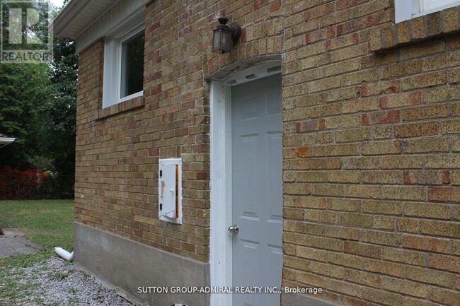 5 Pennard Ct in Toronto, ON - Building Photo - Building Photo