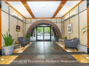 1030 NW Johnson St in Portland, OR - Building Photo - Building Photo