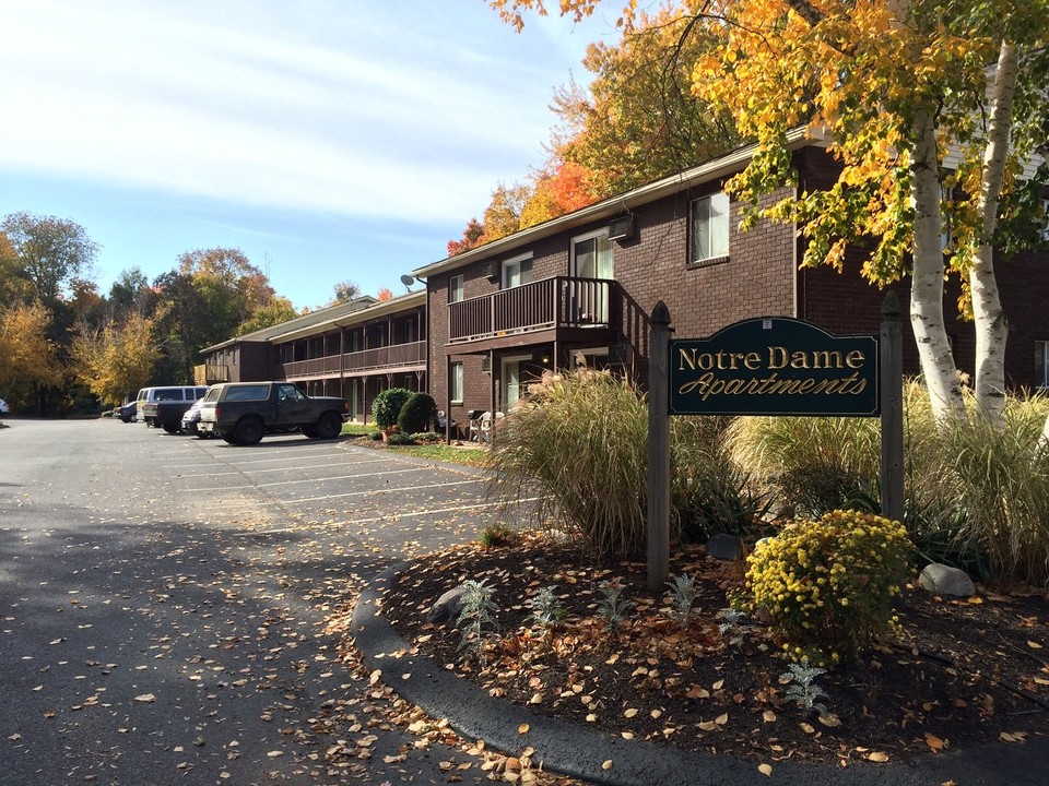 Notre Dame Apartments in Westfield, MA - Foto de edificio