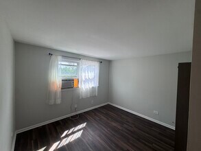 5448 W Agatite Ave in Chicago, IL - Building Photo - Building Photo