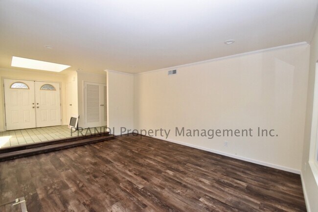 9 Driftwood Ct in San Rafael, CA - Building Photo - Building Photo
