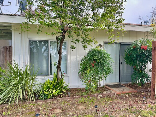 6181 Wise Rd in Newcastle, CA - Building Photo - Building Photo