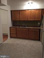 1111 Allen Dr in Winchester, VA - Building Photo