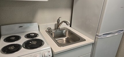 1625 Kent Des Moines Rd in Des Moines, WA - Foto de edificio - Building Photo