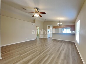8521 Deer Chase Dr in Riverview, FL - Building Photo - Building Photo